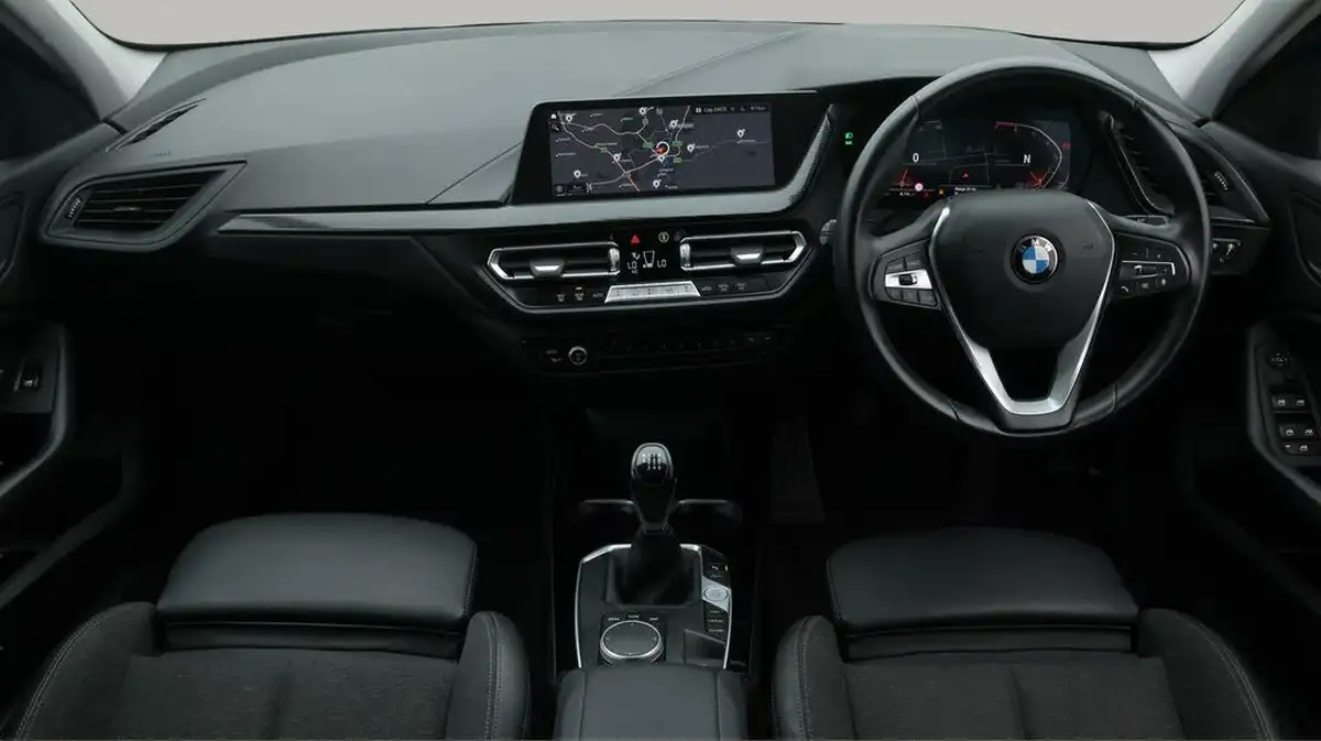 2022-bmw-1-series-15-118i-sport-big-13
