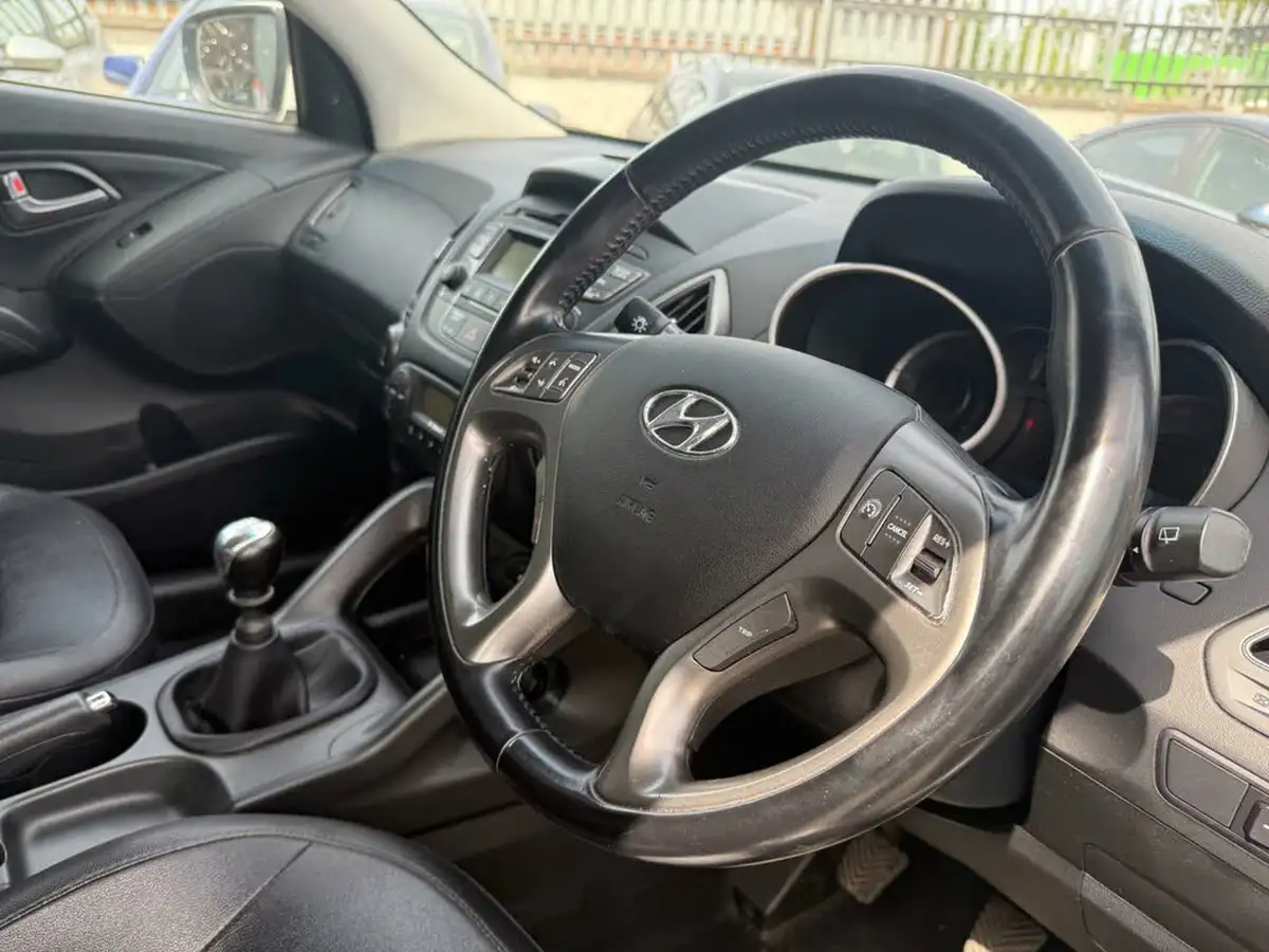 2015-hyundai-ix35-17crdi-se-big-5