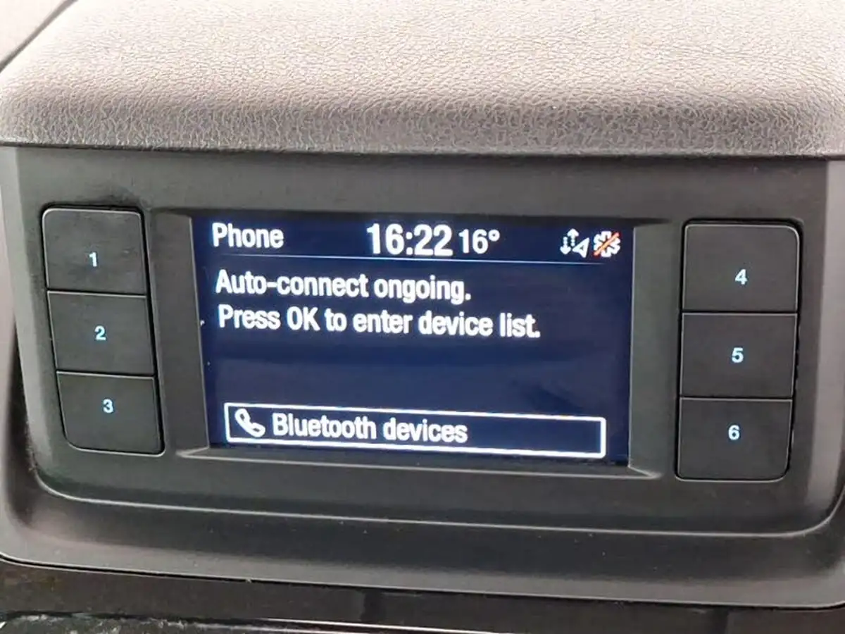2021-ford-tourneo-connect-15-titanium-120ps-1499cc-big-18