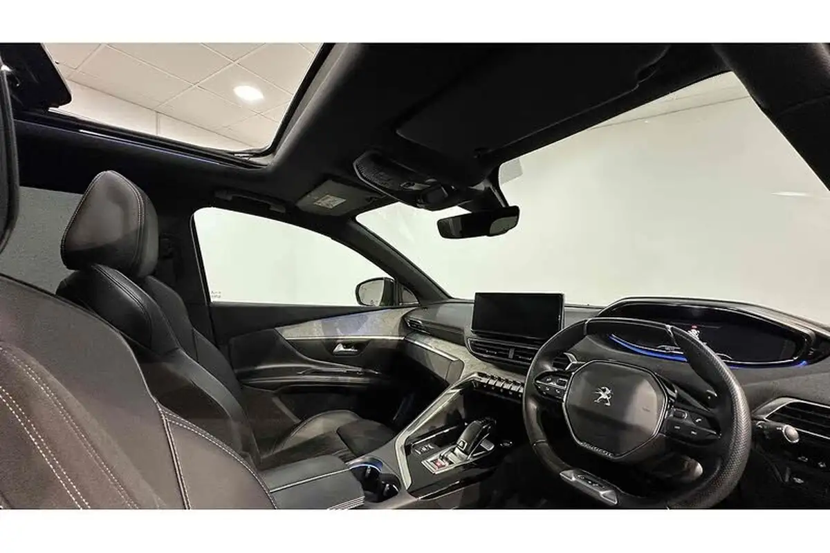 2022-peugeot-5008-suv-12-puretech-gt-premium-big-37