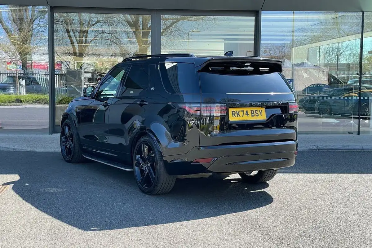 2024-land-rover-discovery-30-d350-dynamic-hse-big-67