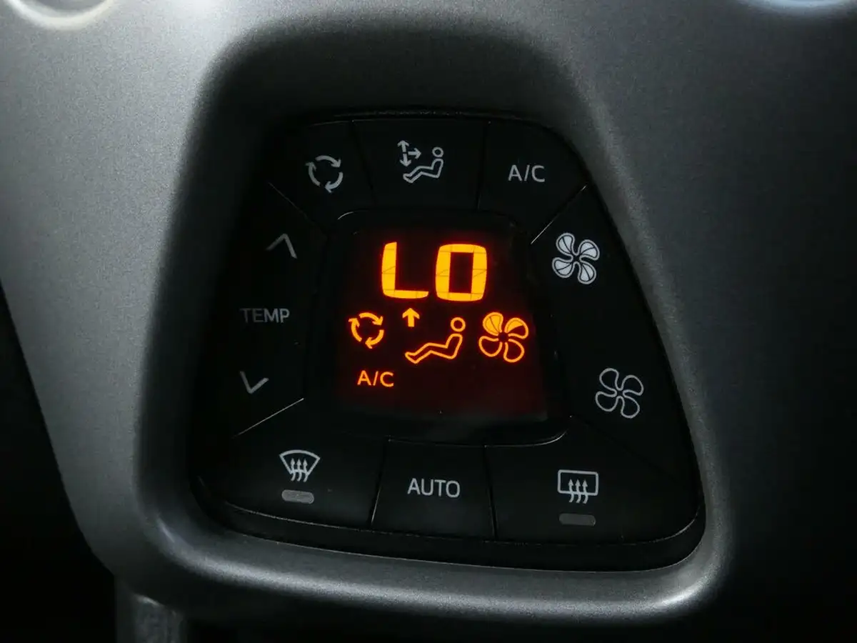 2018-toyota-aygo-10-vvt-i-x-press-71bhp-big-20
