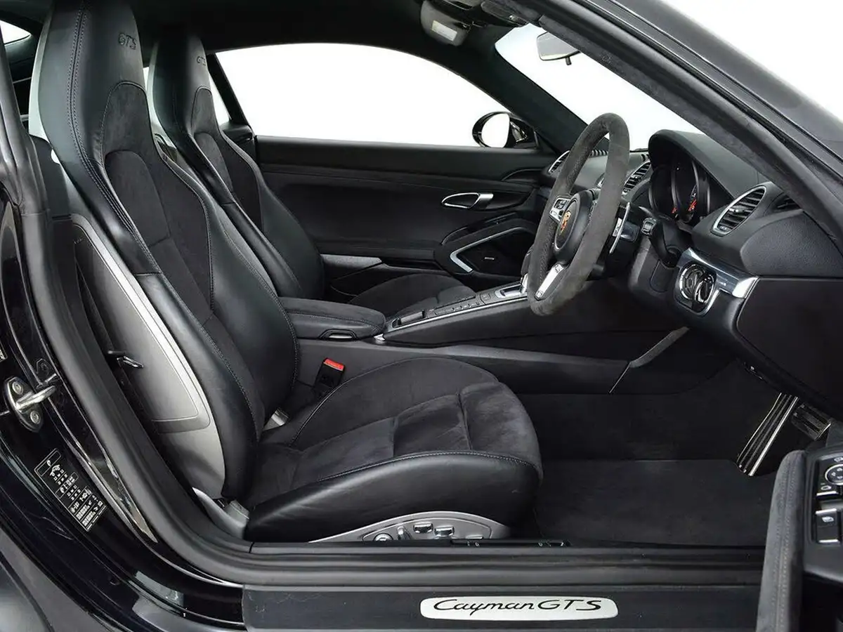 2018-porsche-cayman-718-25-cayman-gts-ss-pdk-big-8