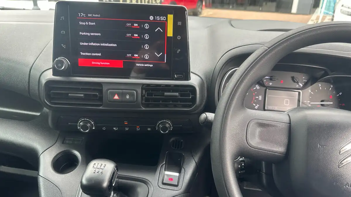 2024-citroen-berlingo-15-bluehdi-650-enterprise-edition-big-9