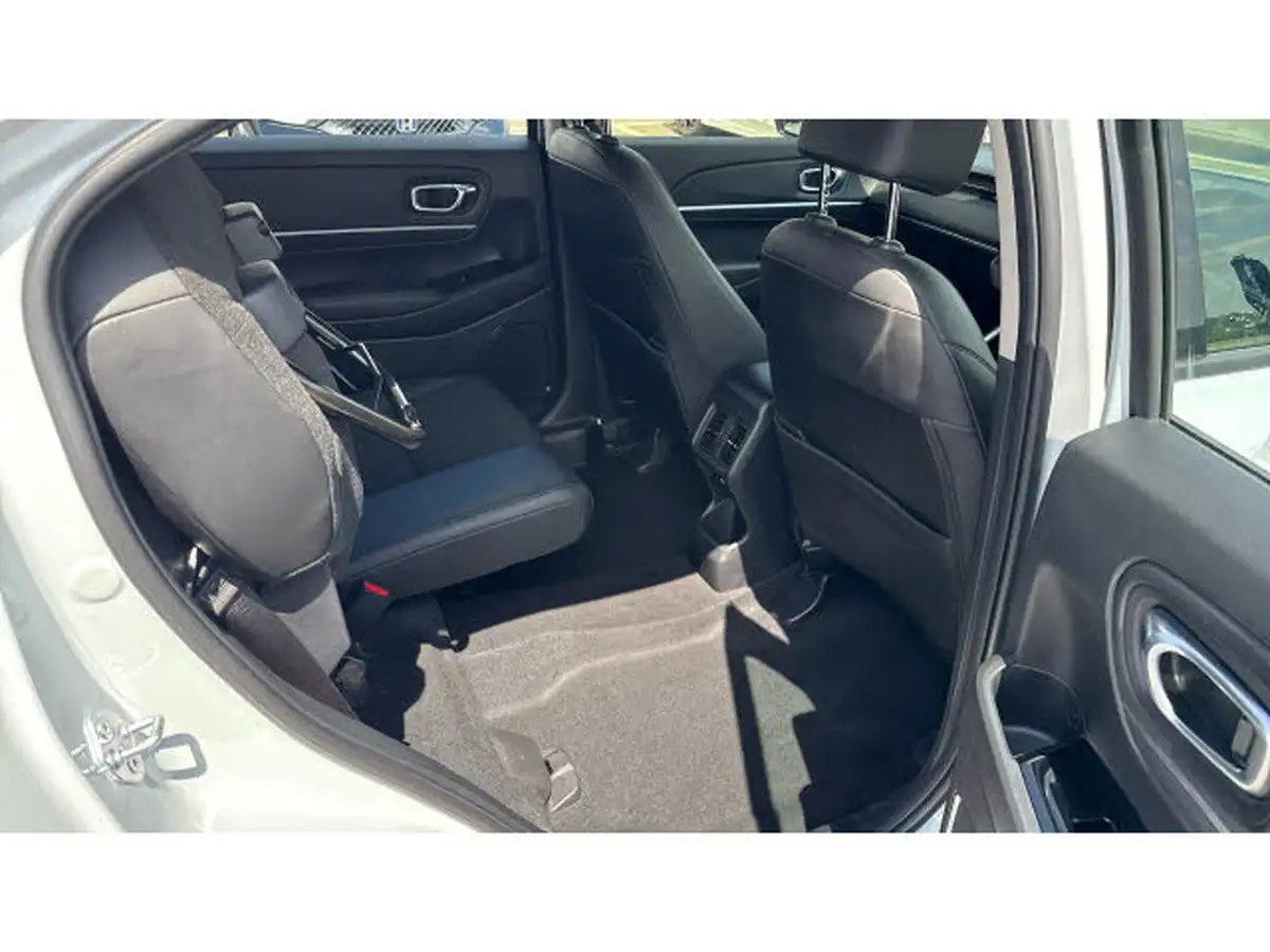 2024-honda-hr-v-15-i-mmd-advance-big-26