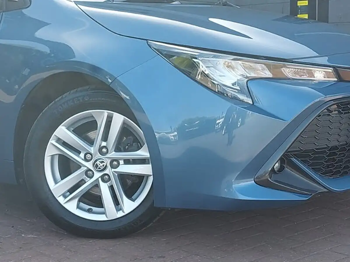 2022-toyota-corolla-18-vvt-i-icon-120bhp-trk-hatchback-5d-big-8