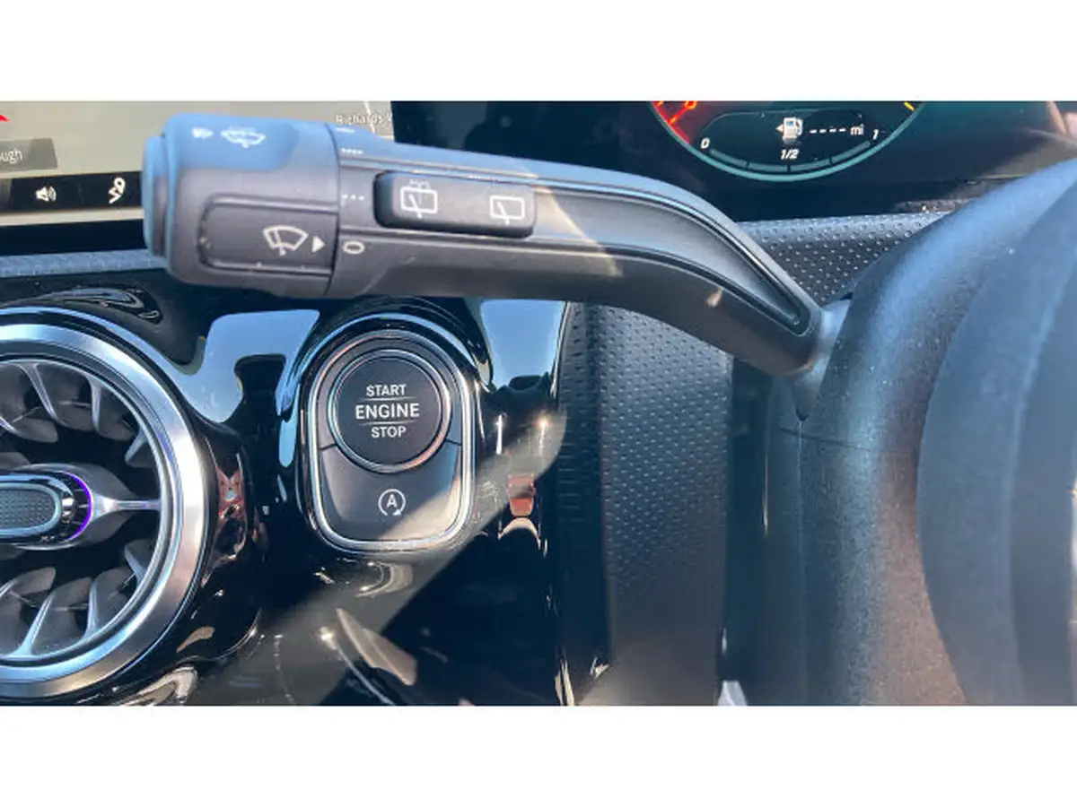 2023-mercedes-benz-a-class-13-a180-amg-line-premium-plus-night-edition-hatchback-5d-big-37