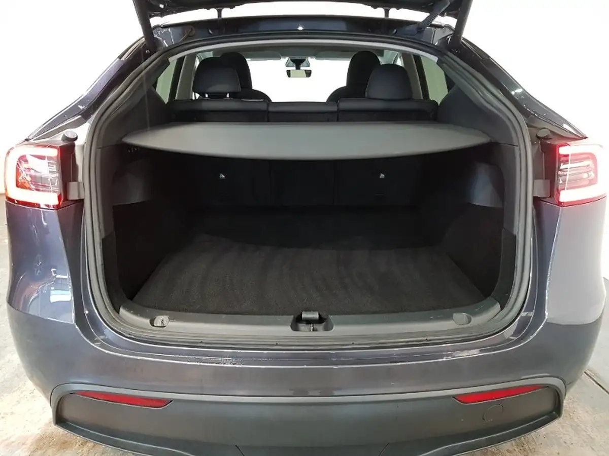 2022-tesla-model-y-e-performance-big-7