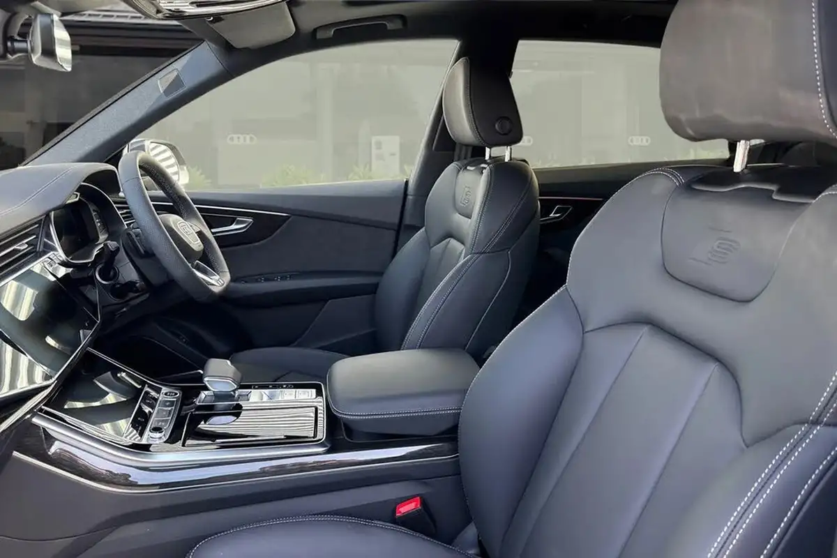 2025-audi-q8-30-50-tdi-black-edition-big-15