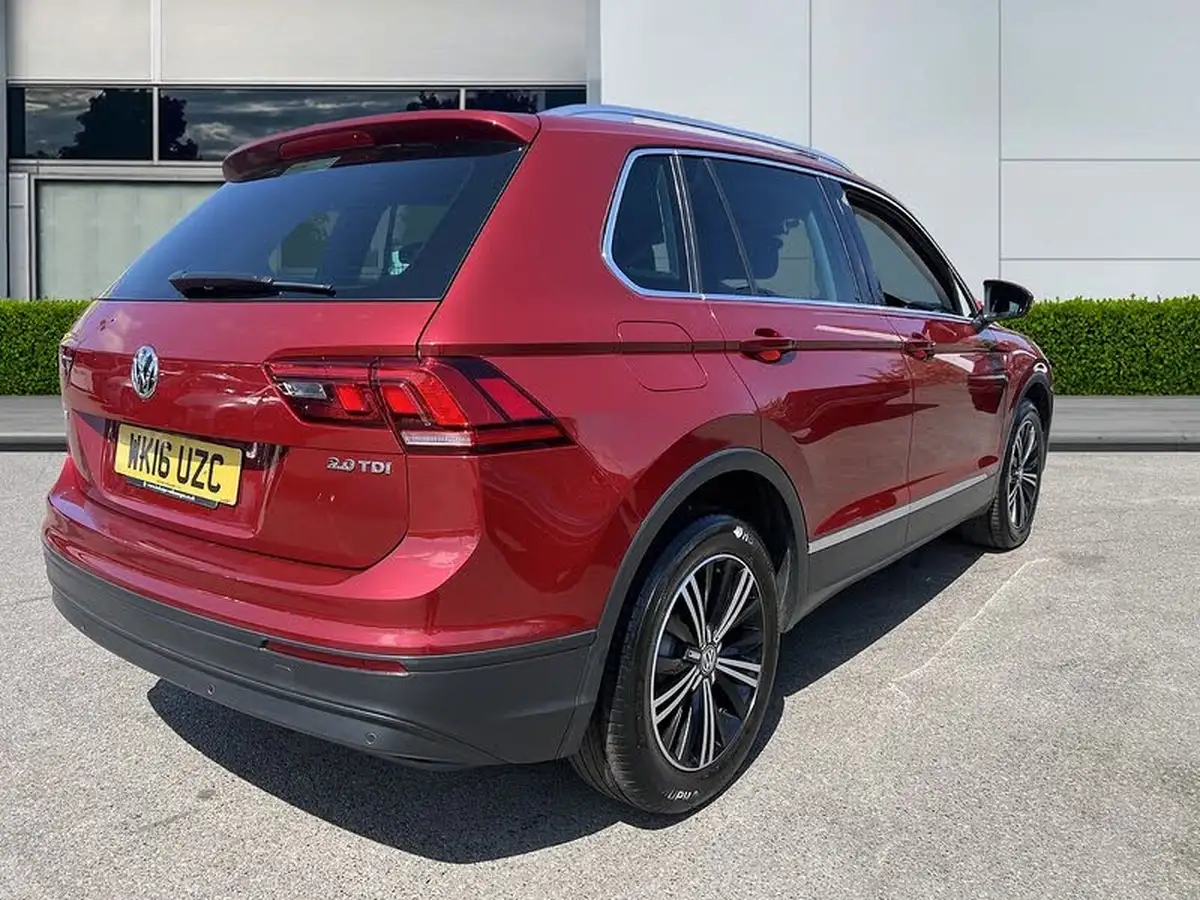 2016-volkswagen-tiguan-20tdi-se-150ps-bmt-big-7