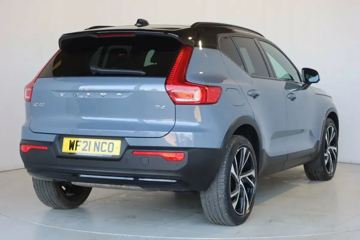 2021-volvo-xc40-20-b4-r-design-pro-194bhp-auto-big-17
