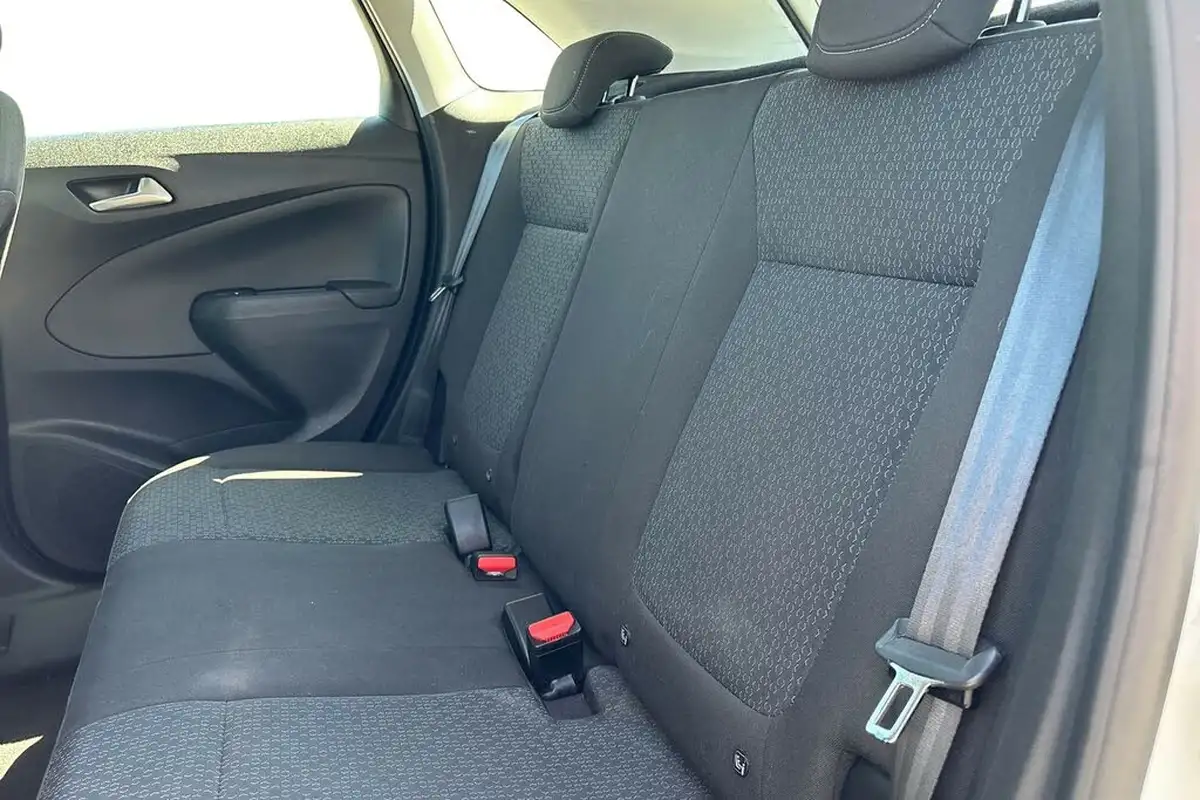 2019-vauxhall-crossland-x-12i-se-big-16