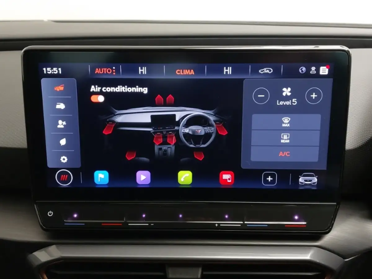 2021-skoda-karoq-20tdi-sportline-4x4-dsg-big-15
