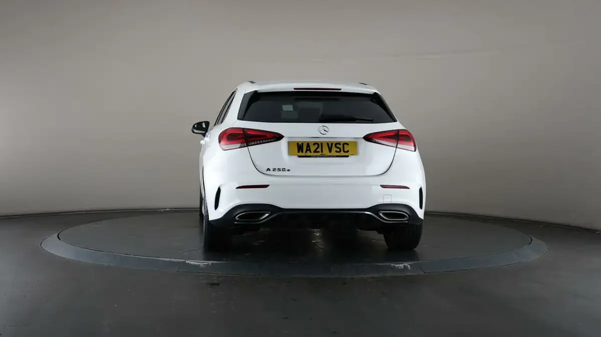 2021-mercedes-benz-a-class-13-a250e-amg-line-hatchback-5d-big-32