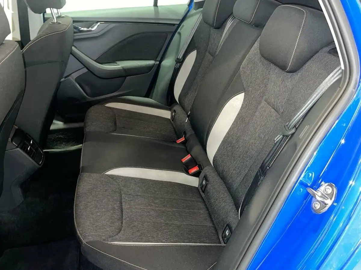 2020-skoda-kamiq-15-tsi-se-l-hatchback-dsg-big-14