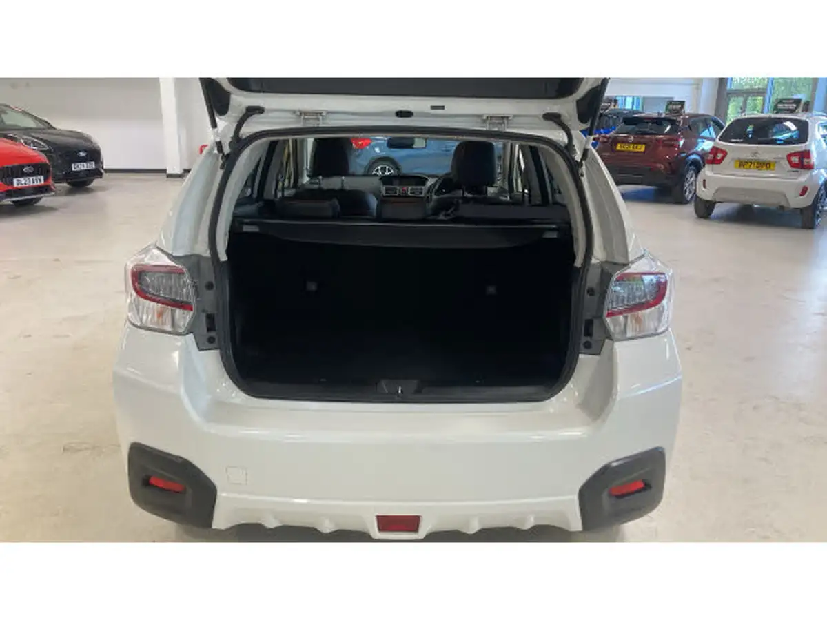 2016-subaru-xv-20i-se-premium-big-3