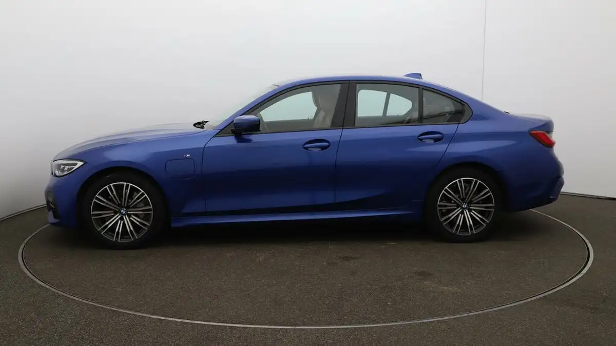 2019-bmw-3-series-20-330e-m-sport-plus-pack-big-3