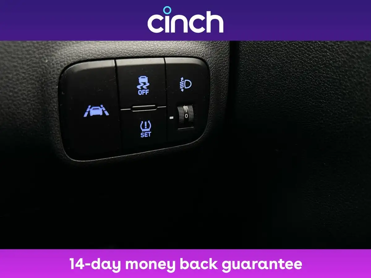 2021-hyundai-i10-12-se-connect-big-34