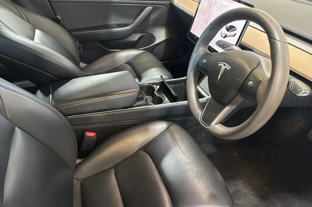 2020-tesla-model-3-e-standard-plus-big-8