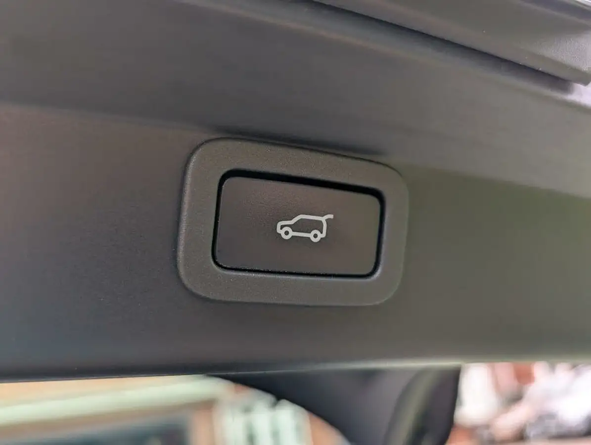 2019-jaguar-i-pace-ev400-se-big-56