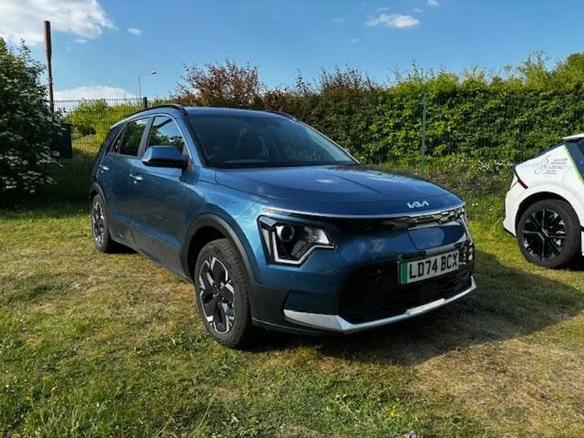 2024-kia-niro-ev-e-2-big-1