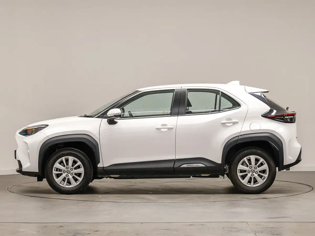 2022-toyota-yaris-cross-15-vvt-i-icon-big-3