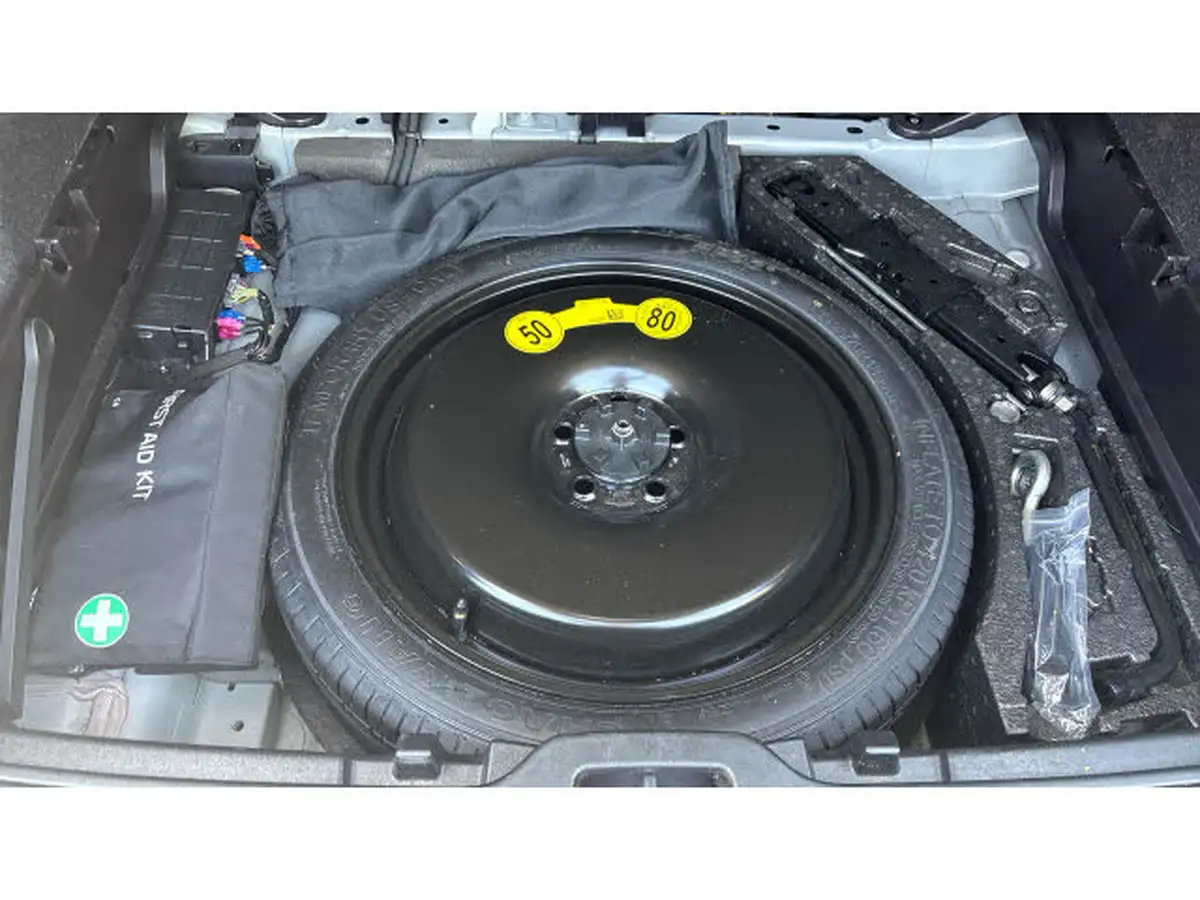 2020-volvo-xc40-20-b4-r-design-awd-big-52
