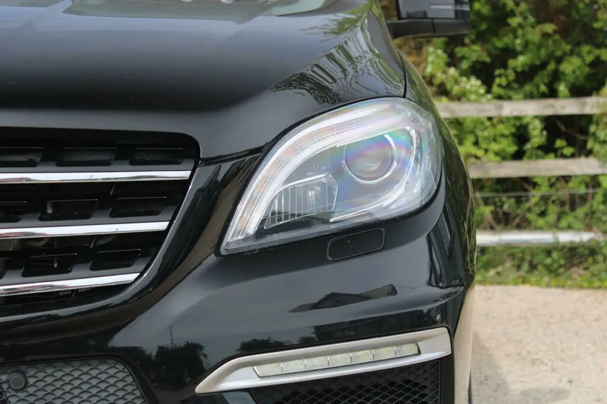 2014-mercedes-benz-m-class-55-ml63-amg-518bhp-speedshift-plus-7g-tronic-big-38