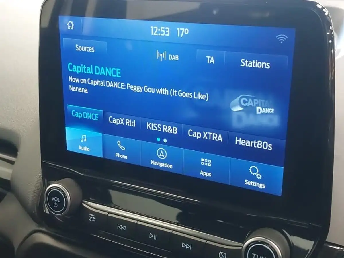 2022-ford-ecosport-10t-st-line-125ps-big-13