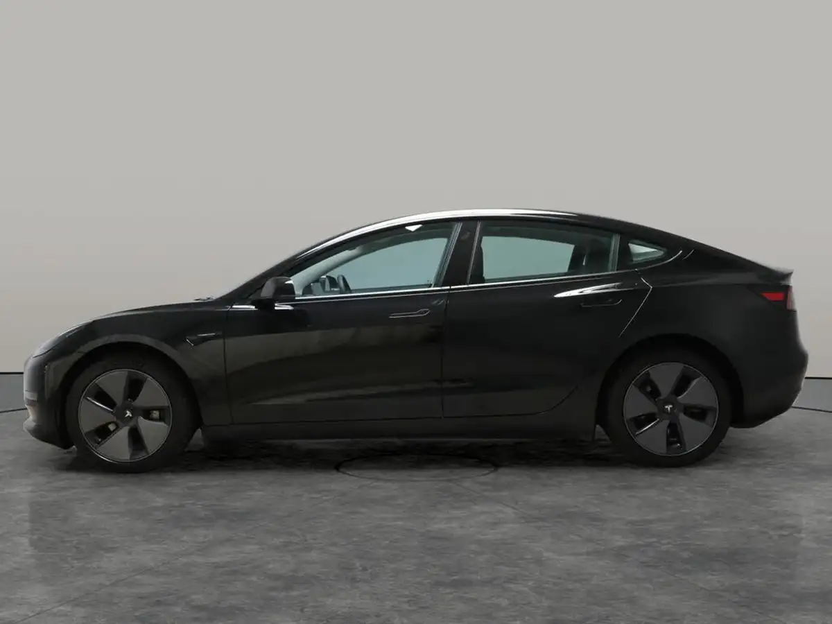 2022-tesla-model-3-e-long-range-big-16