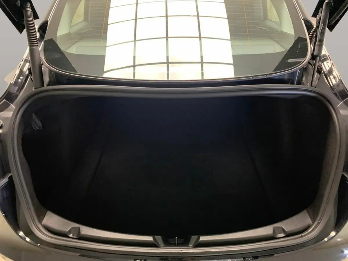 2022-tesla-model-3-e-long-range-big-40