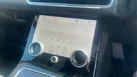 2017-land-rover-range-rover-velar-20-d240-r-dynamic-hse-small-23