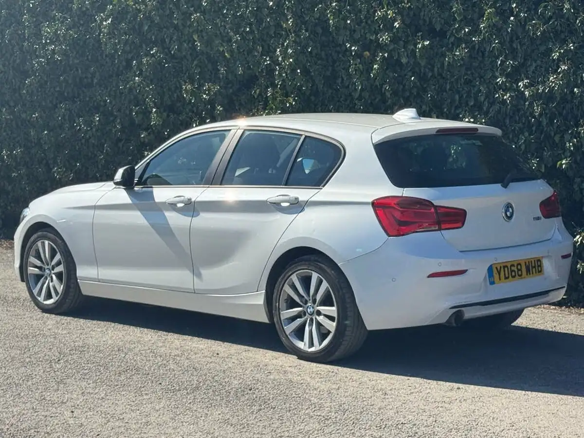 2018-bmw-1-series-15-118i-sport-5d-auto-big-35