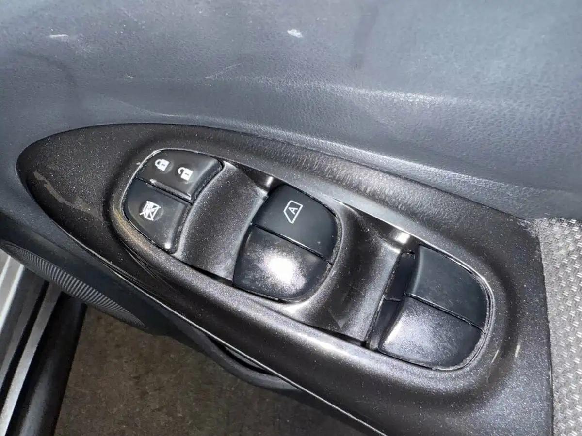 2017-nissan-juke-15dci-n-connecta-ss-big-15