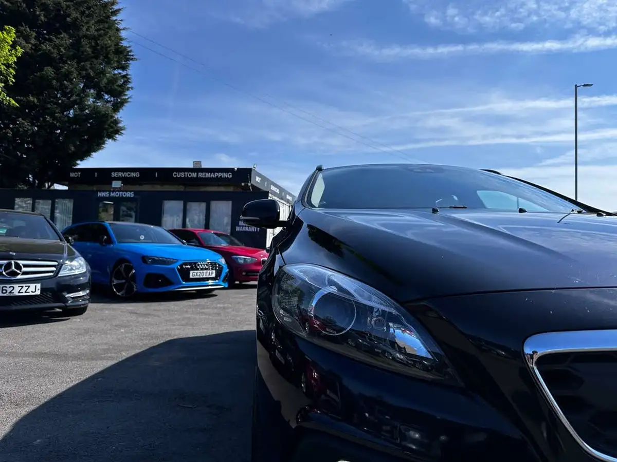 2014-volvo-v40-20td-d3-cross-country-lux-geartronic-big-10