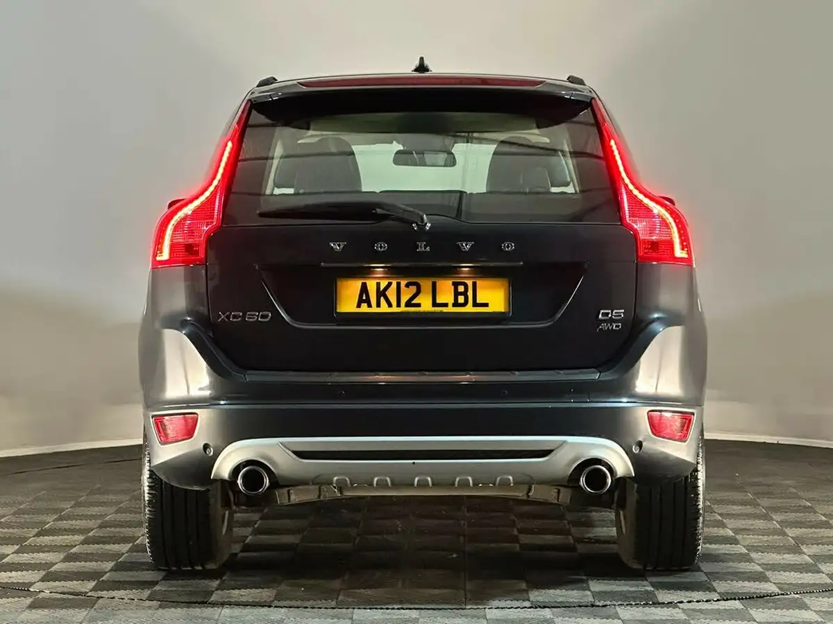 2012-volvo-xc60-24td-d5-r-design-215bhp-geartronic-big-6