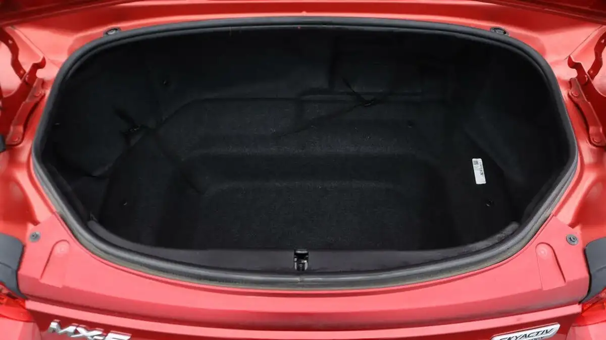 2019-mazda-mx-5-20-sport-nav-ss-convertible-big-17