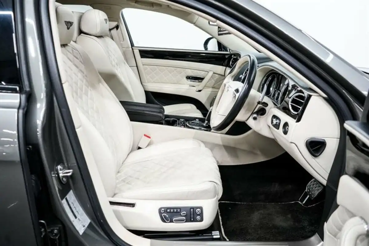 2016-bentley-flying-spur-40-v8-s-big-16