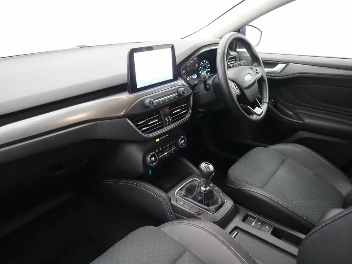 2019-ford-focus-10t-titanium-x-hatchback-big-12