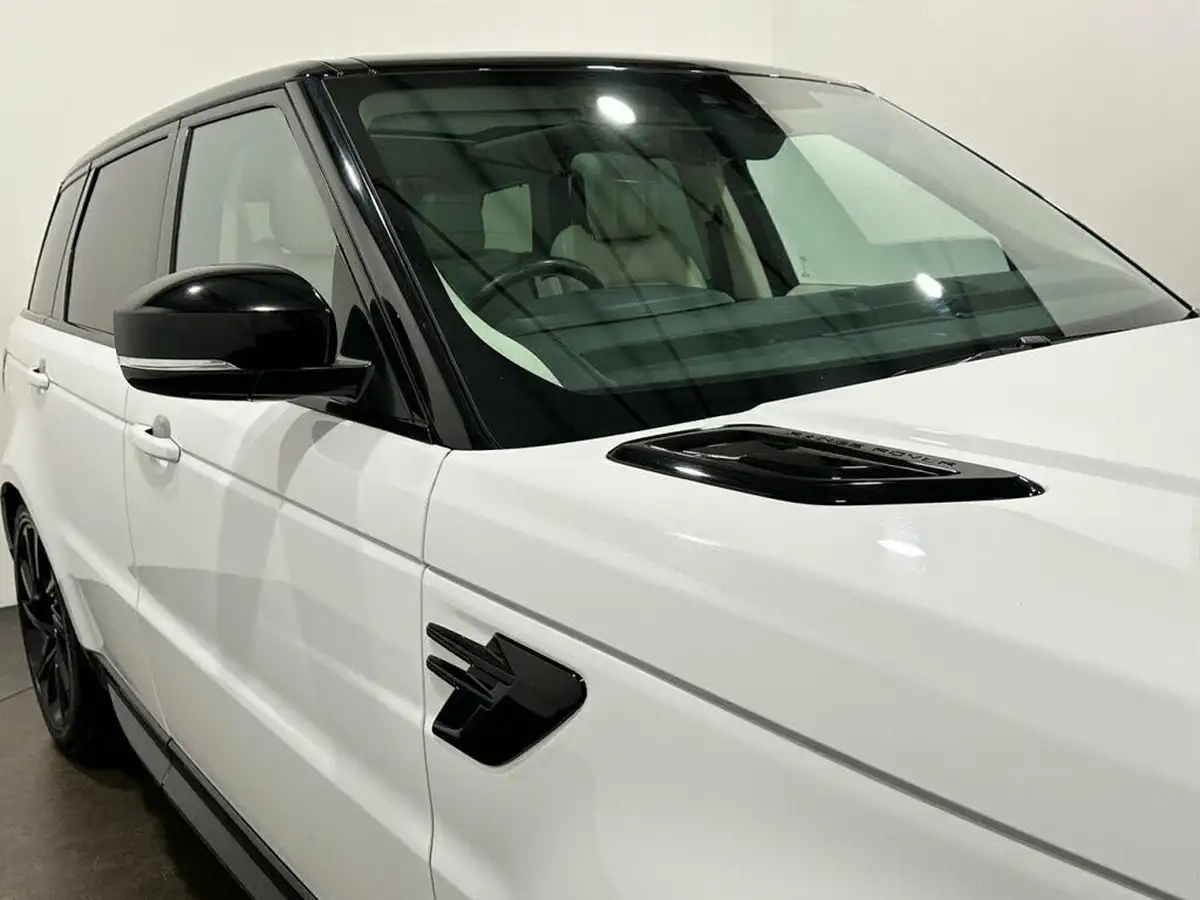 2018-land-rover-range-rover-sport-30-sd-v6-hse-sdv6-big-21