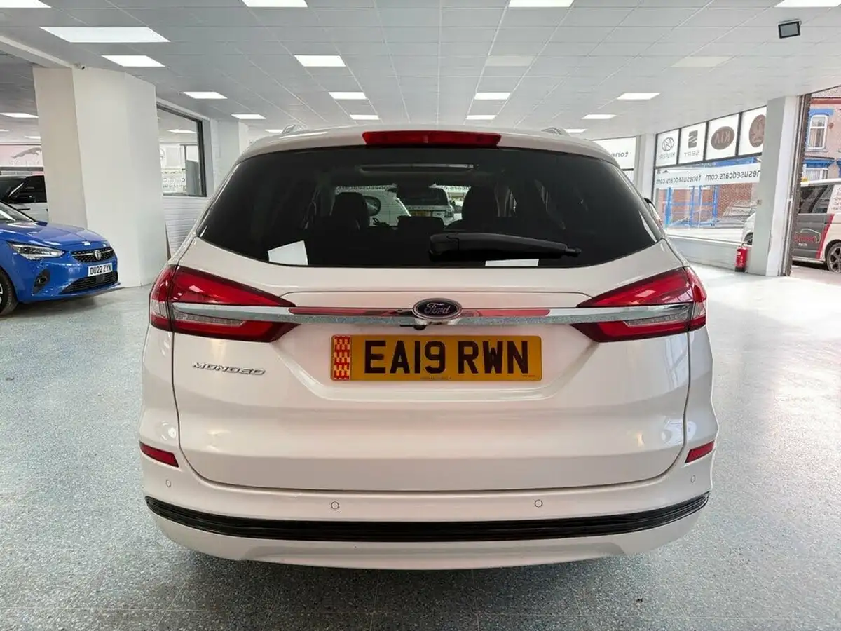 2019-ford-mondeo-15t-titanium-edition-estate-big-13