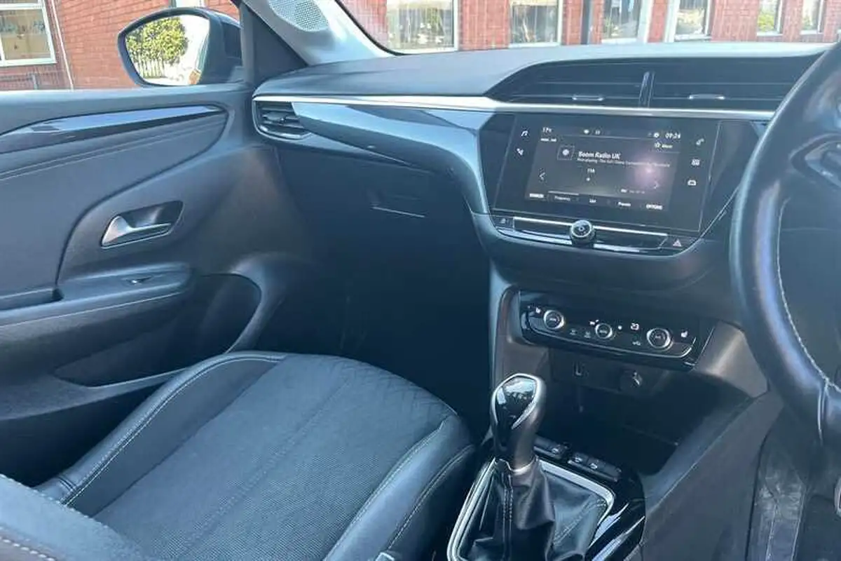 2022-vauxhall-corsa-12i-elite-edition-big-13