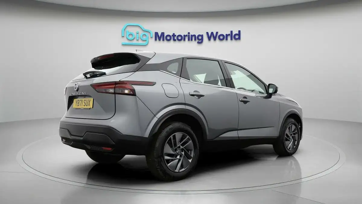 2022-nissan-qashqai-13-dig-t-acenta-premium-140ps-big-6