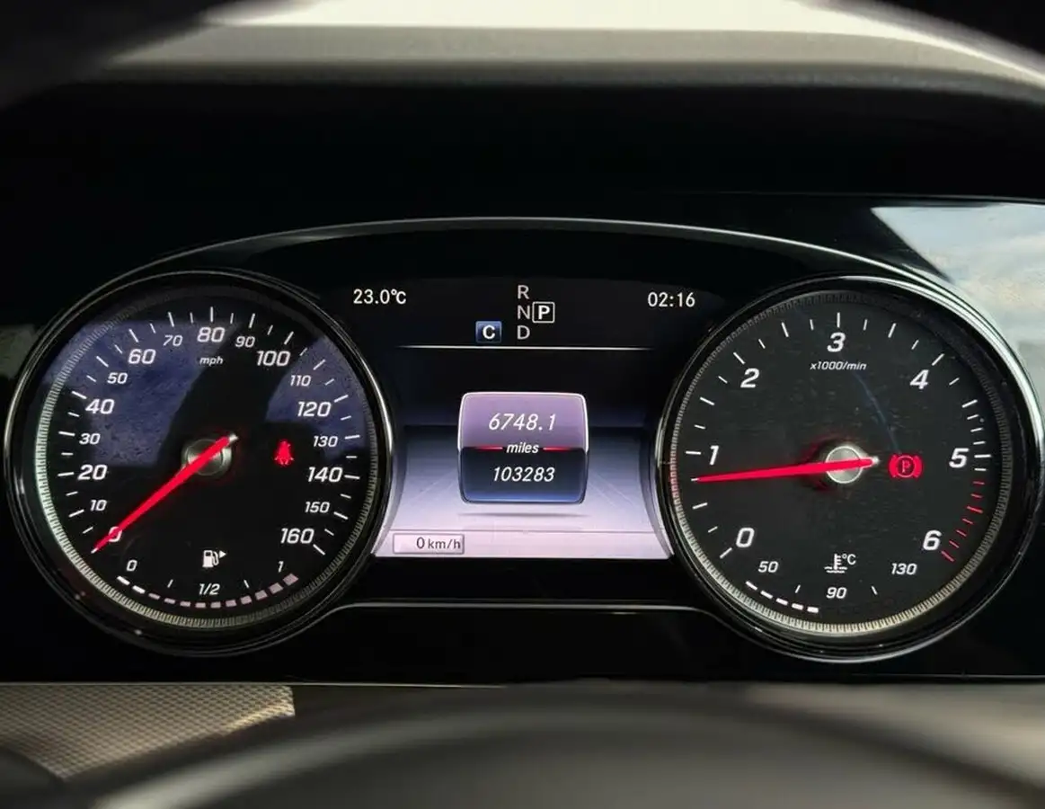 2017-mercedes-benz-e-class-20d-e220d-se-ss-saloon-4d-big-16