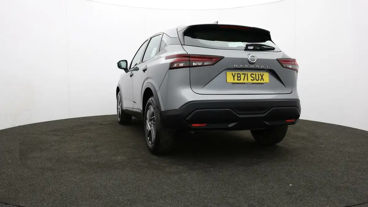 2022-nissan-qashqai-13-dig-t-acenta-premium-140ps-big-30