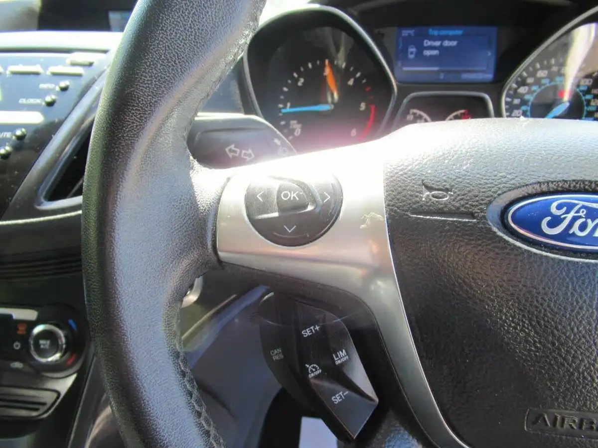 2013-ford-kuga-20tdci-titanium-163ps-4x4-big-14