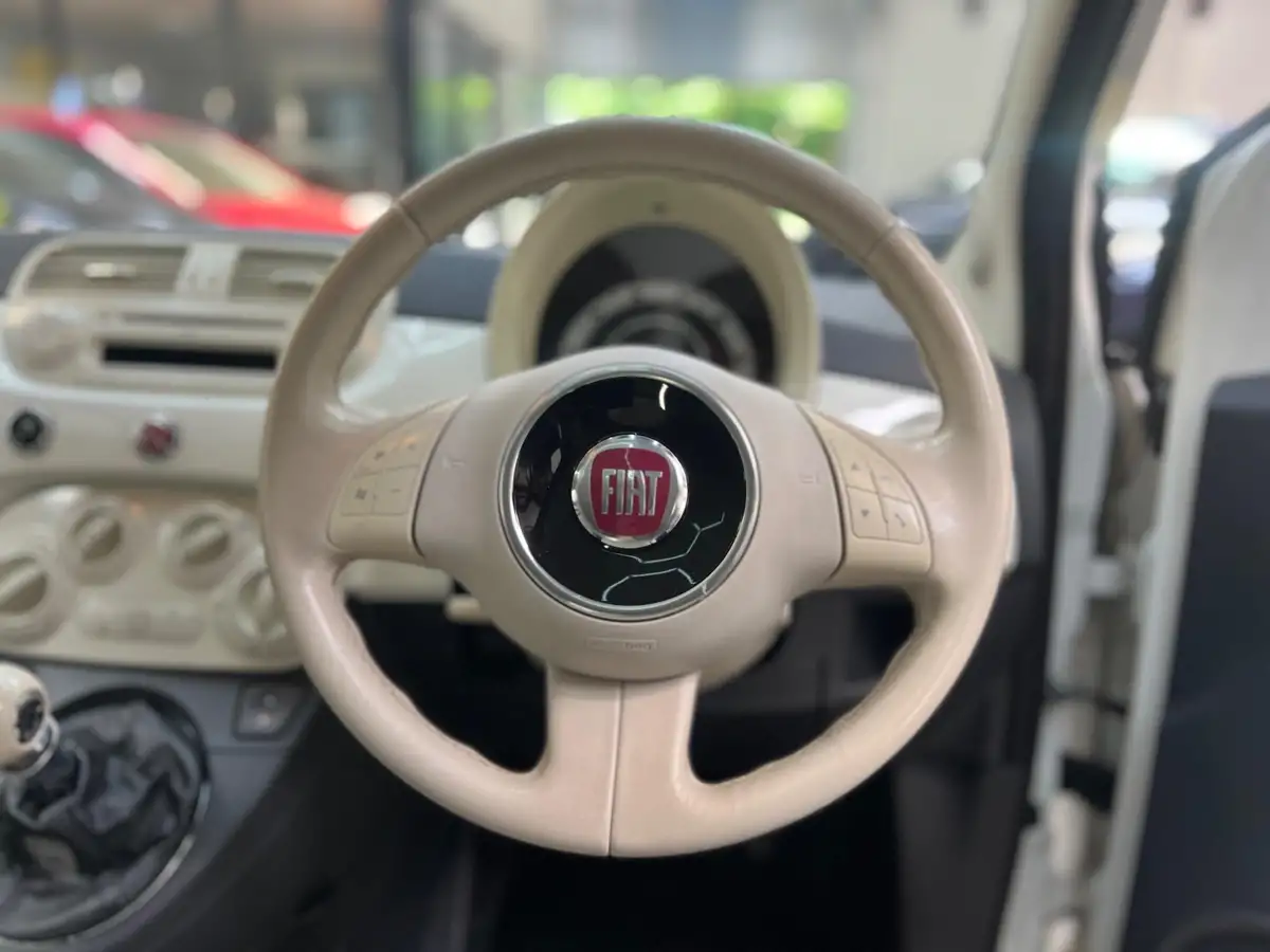2010-fiat-500-12-lounge-69bhp-big-17
