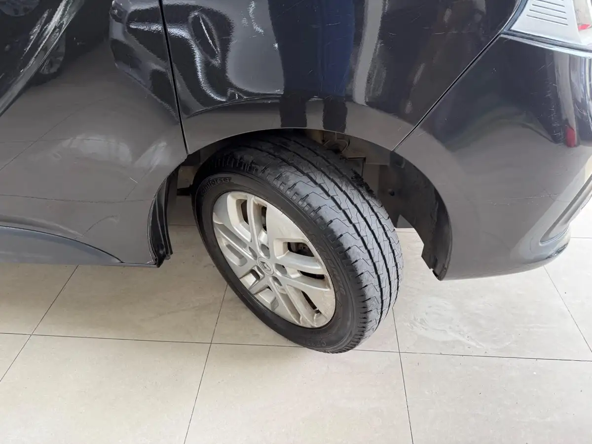 2019-renault-trafic-16dci-sl27-120-sport-nav-e6-panel-van-big-36