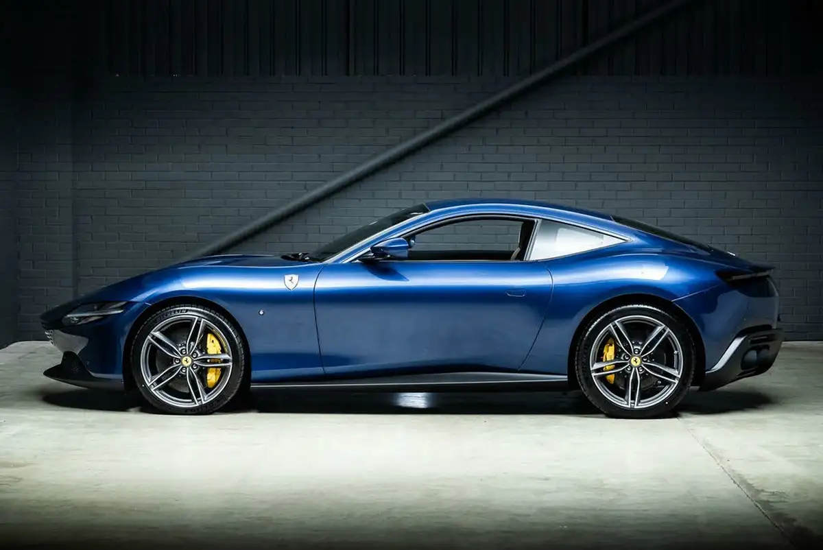 2022-ferrari-roma-38t-v8-f1-dct-ss-620ps-coupe-big-13