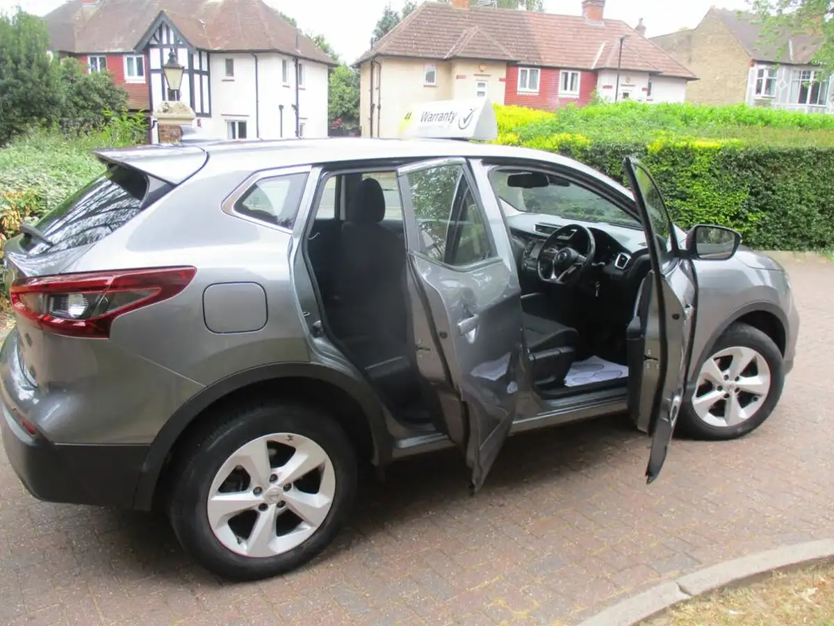 2020-nissan-qashqai-13-dig-t-acenta-premium-140ps-big-10